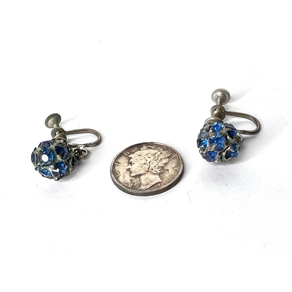 Vintage Blue Rhinestone Cluster Screw‑Back Earrings - Picture 6 of 6